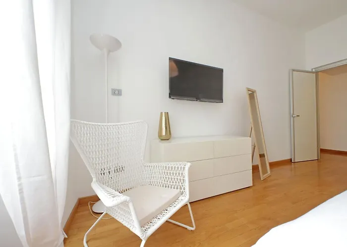 Ych-nice Flat With Patio Near Vatican Апартаменты Рим