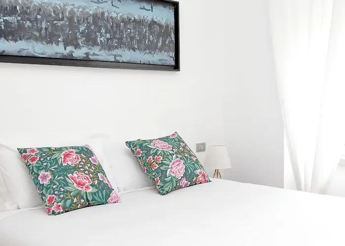 Апартаменты Ych-nice Flat With Patio Near Vatican Рим