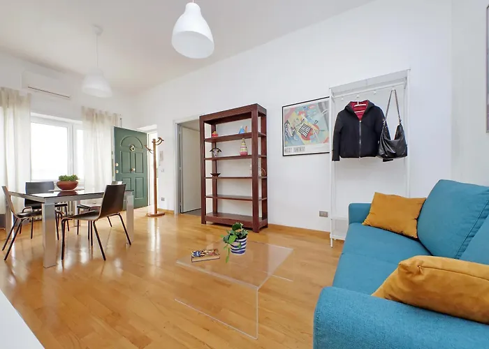 Апартаменты Ych-nice Flat With Patio Near Vatican *